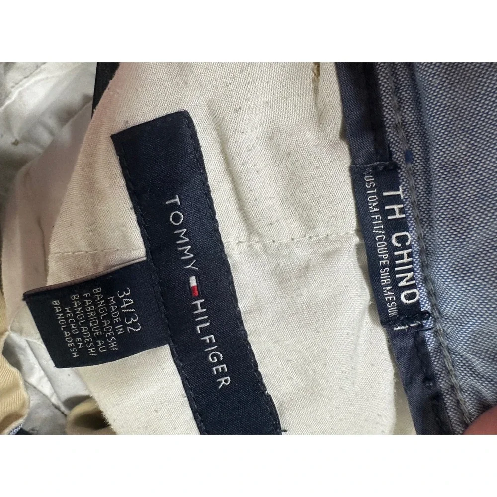 Tommy Hilfiger Mens TH Chino Custom Fit Khaki Tan Cotton Shorts 34/32